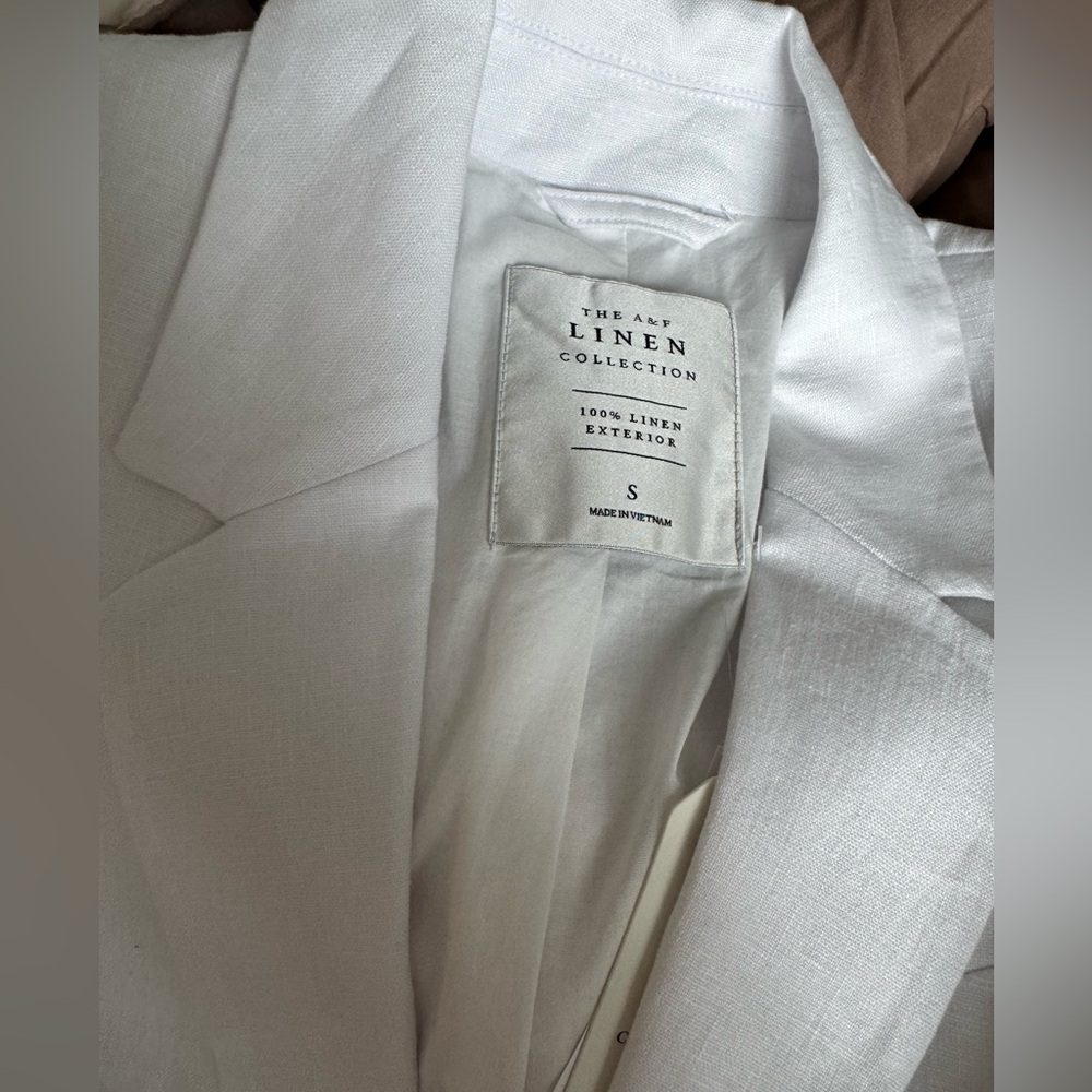 Abercrombie & Fitch Premium White Linen Blazer - Picture 9 of 9